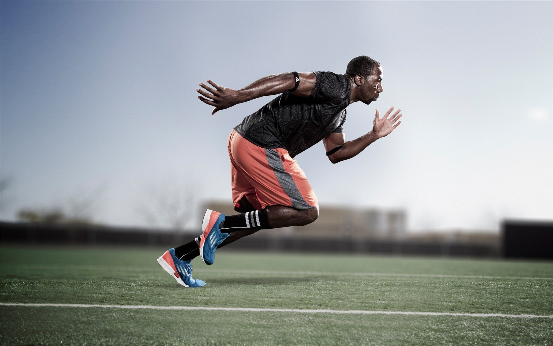 荷兰男队接力赛表现抢眼,荷兰接球技术